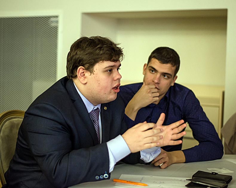 Студент-целевик СУМЗа организует и проводит интеллектуальные игры в Техуниверситете УГМК